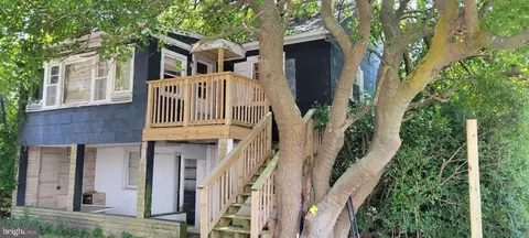 17 44th St, Ocean City, MD 21842