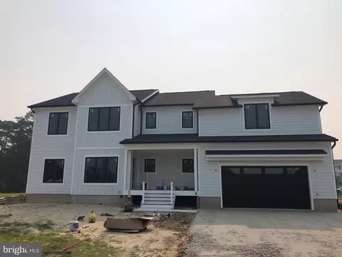 10002 Seaplane Ln, Berlin, MD 21811