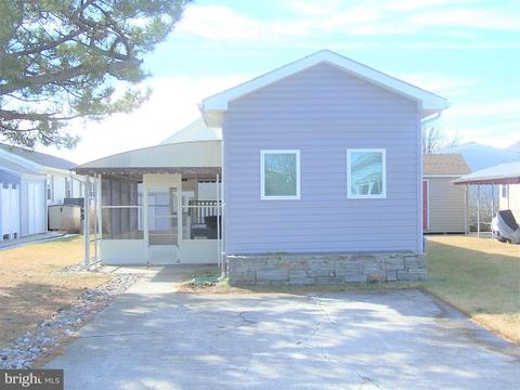 117 Clam Shell Rd, Ocean City, MD 21842