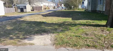 807 2nd St, Pocomoke City, MD 21851