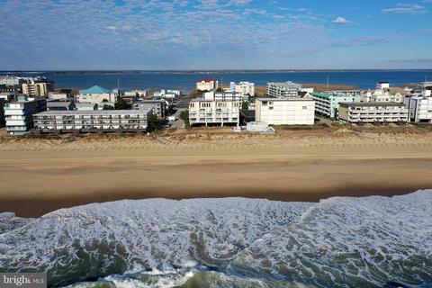 8 75th St #101, Ocean City, MD 21842