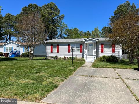 55 Coastal Dr, Berlin, MD 21811