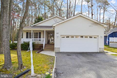 27 Nottingham Ln, Berlin, MD 21811