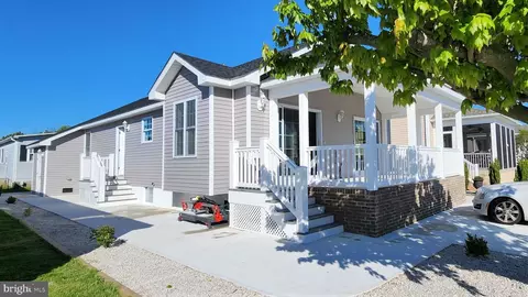 117 Sandy Hill Dr, Ocean City, MD 21842