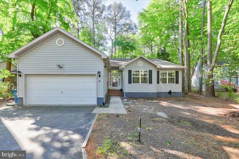 6 Tail Of The Fox Dr, Ocean Pines, MD 21811