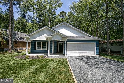 25 Robin Hood Trl, Berlin, MD 21811