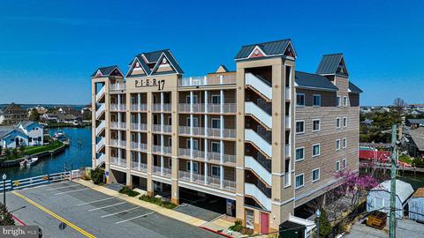 300 17th St #302, Ocean City, MD 21842