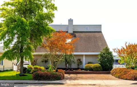 151 Channel Buoy Rd, Ocean City, MD 21842