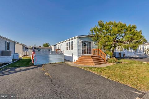 11953 E Yardarm Dr, Berlin, MD 21811