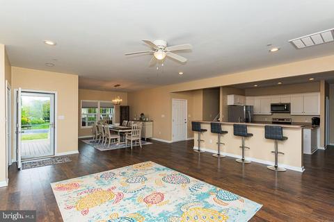 9422 Lake View Dr, Berlin, MD 21811 photo 5