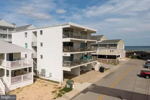 8 86th St #201, Ocean City, MD 21842