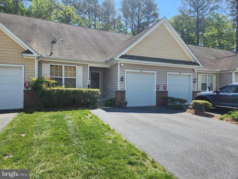 22 Hatteras St, Berlin, MD 21811
