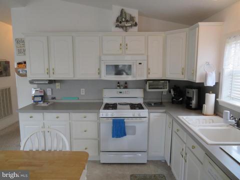 382 Seahawk Ln, Berlin, MD 21811 photo 17