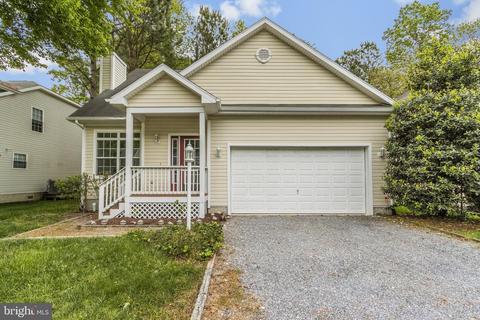 51 Hingham Ln, Berlin, MD 21811