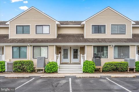 711 94th St #13, Ocean City, MD 21842
