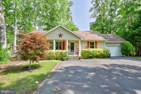 11 Spruce Ct, Berlin, MD 21811