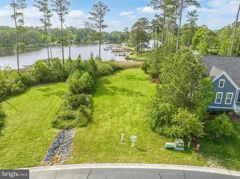 258 Siren Ln, Berlin, MD 21811