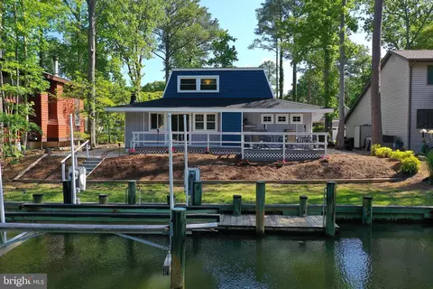 10 Driftwood Ln, Ocean Pines, MD 21811