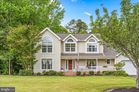 2139 Orchard Dr, Pocomoke City, MD 21851