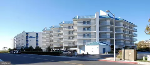 110 81st St #316, Ocean City, MD 21842