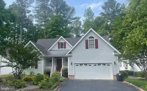 1210 Ocean Pkwy, Ocean Pines, MD 21811