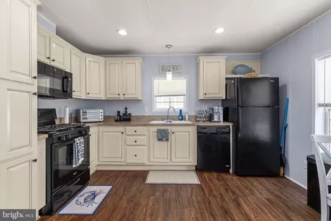 402 Snowbird Ct, Berlin, MD 21811 photo 7