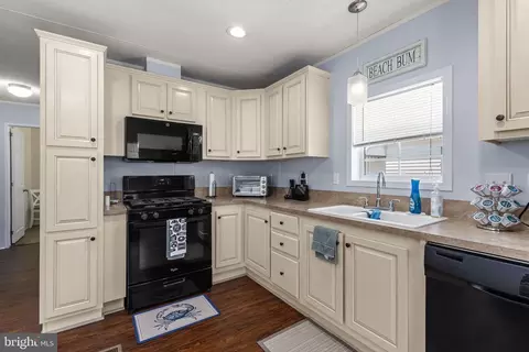 402 Snowbird Ct, Berlin, MD 21811 photo 24