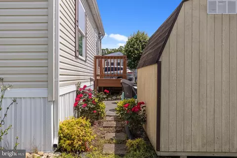 402 Snowbird Ct, Berlin, MD 21811 photo 3