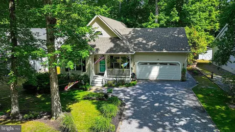 10 Essex Ct, Ocean Pines, MD 21811