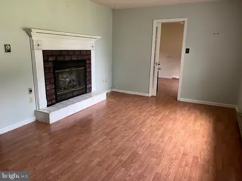 300 Ann Dr, Berlin, MD 21811 photo 2