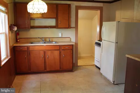 210 West St, Berlin, MD 21811 photo 2