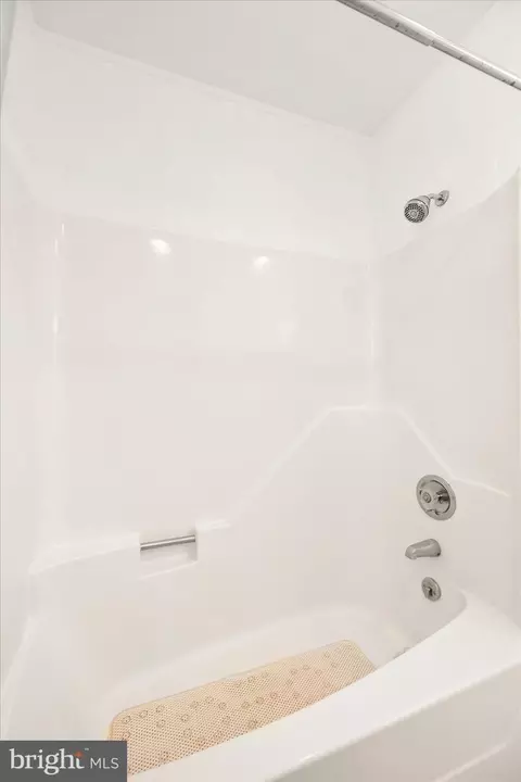 9 Waters Edge Ct, Berlin, MD 21811 photo 28