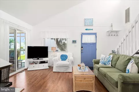 9 Waters Edge Ct, Berlin, MD 21811 photo 5