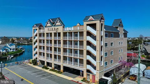 300 17th St #204, Ocean City, MD 21842