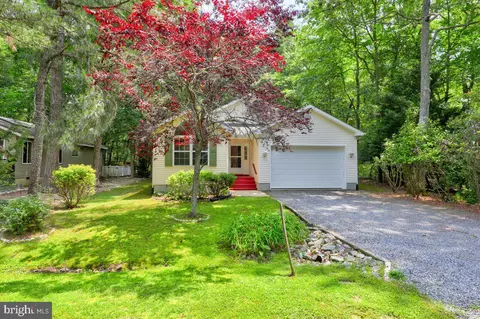 130 Camelot Cir, Berlin, MD 21811
