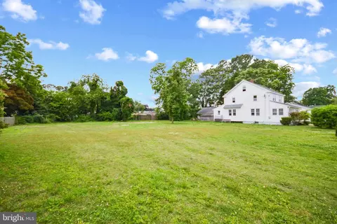 906 Cedar St, Pocomoke City, MD 21851