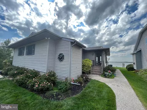 90 Lookout Pt, Berlin, MD 21811 photo 3