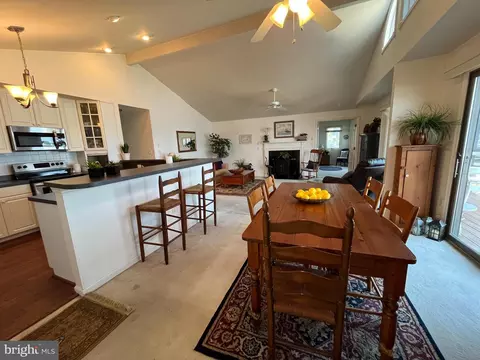90 Lookout Pt, Berlin, MD 21811 photo 11