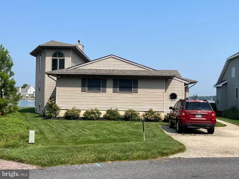 90 Lookout Pt, Berlin, MD 21811