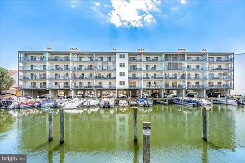104 120th St #102, Ocean City, MD 21842