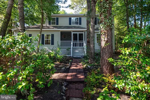 5 Camelot Cir, Ocean Pines, MD 21811