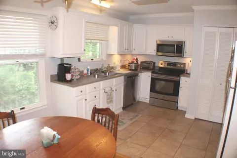 36 Bramblewood Dr, Berlin, MD 21811 photo 9
