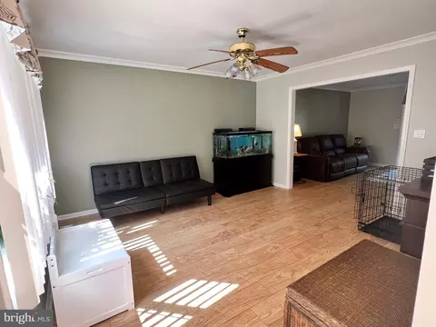 57 Castle Dr, Berlin, MD 21811 photo 2