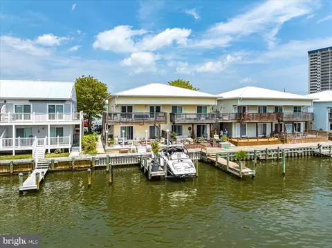 111 Newport Bay Dr #D02, Ocean City, MD 21842