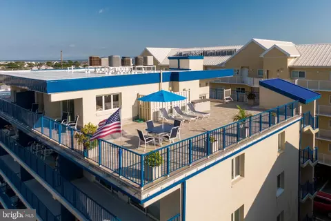 8 89th St #401, Ocean City, MD 21842