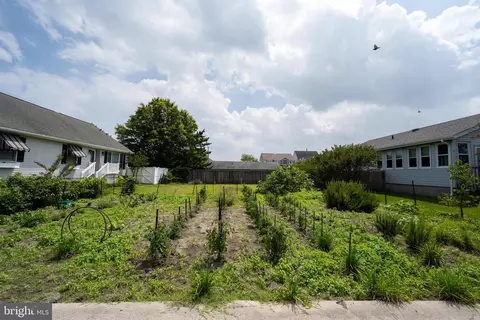 N Pacific Avenue, Ocean City, MD 21842