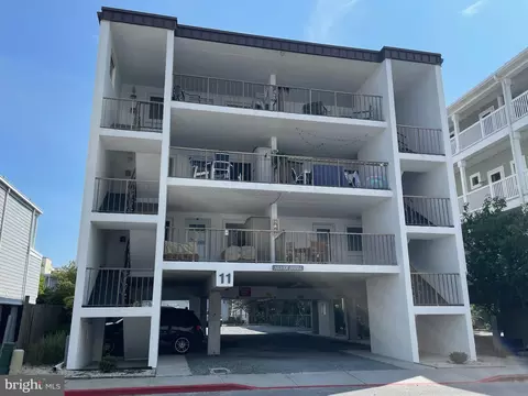 11 70th St #302, Ocean City, MD 21842