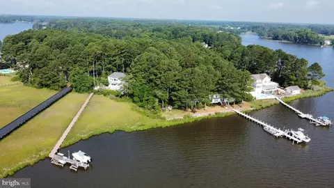 11040 Piney Island Dr, Bishopville, MD 21813