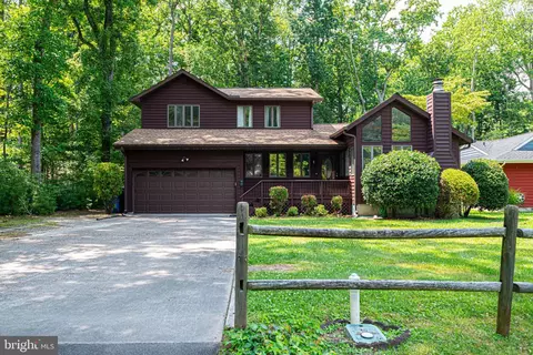 3 Sloop Ln, Berlin, MD 21811