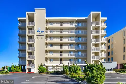6109 Atlantic Ave #202, Ocean City, MD 21842